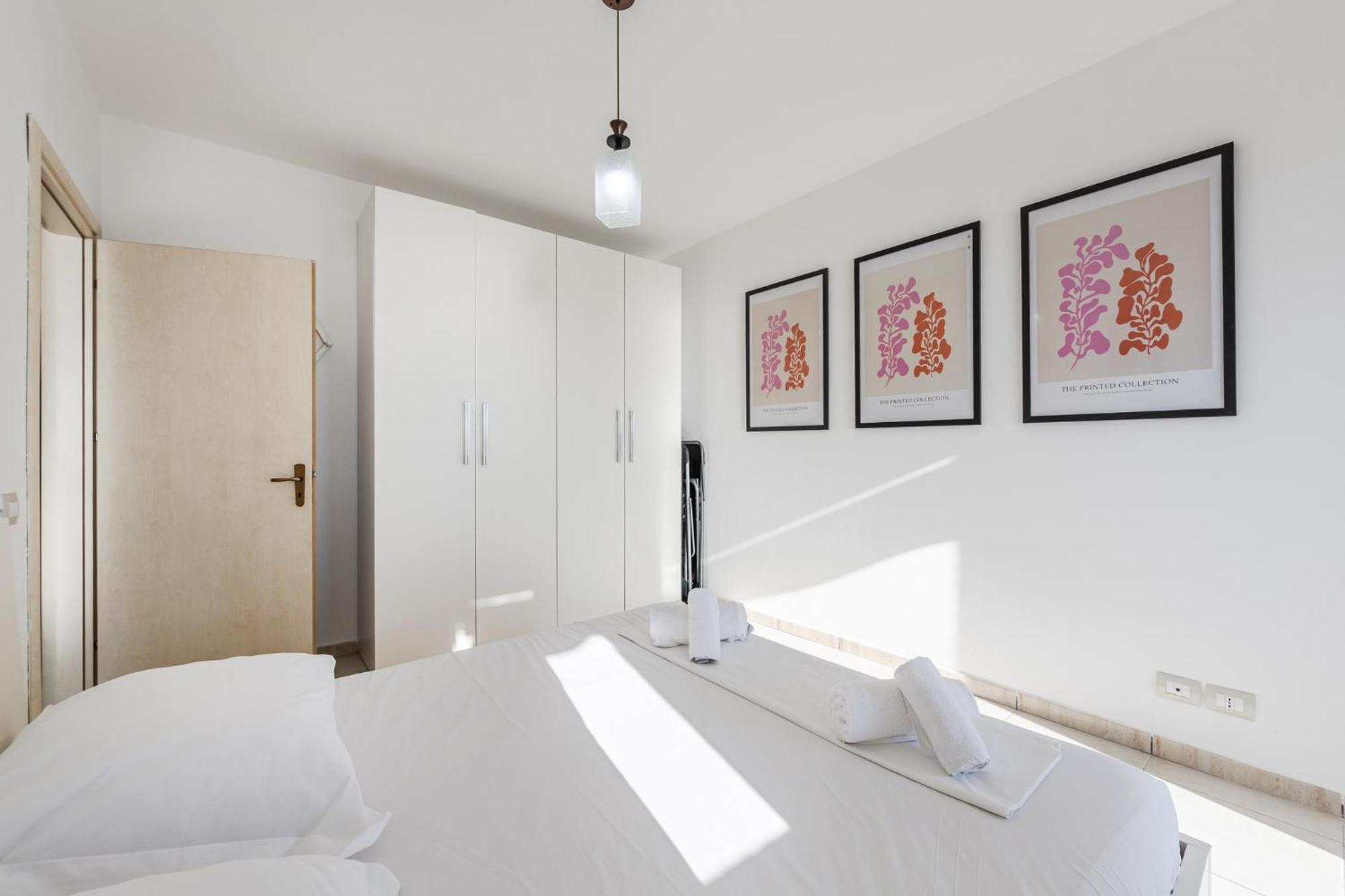 The Beachfront Apartment Durrës Eksteriør billede